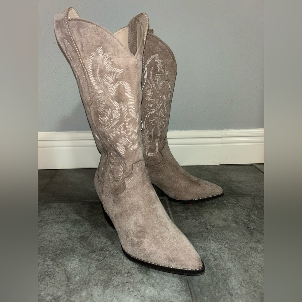 Altar'd State Amaya Dark Gray Heeled Boots 7.5